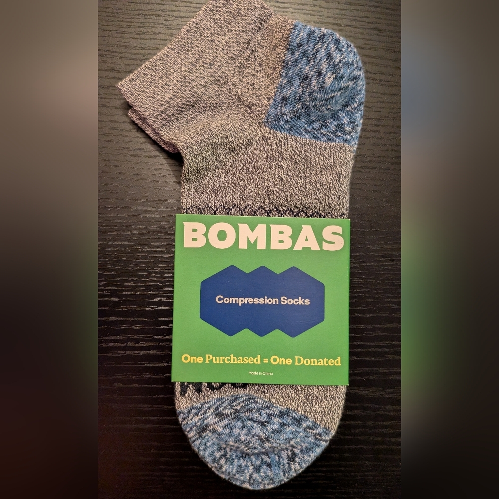 Bombas Compression Ankle Socks NWT Medium